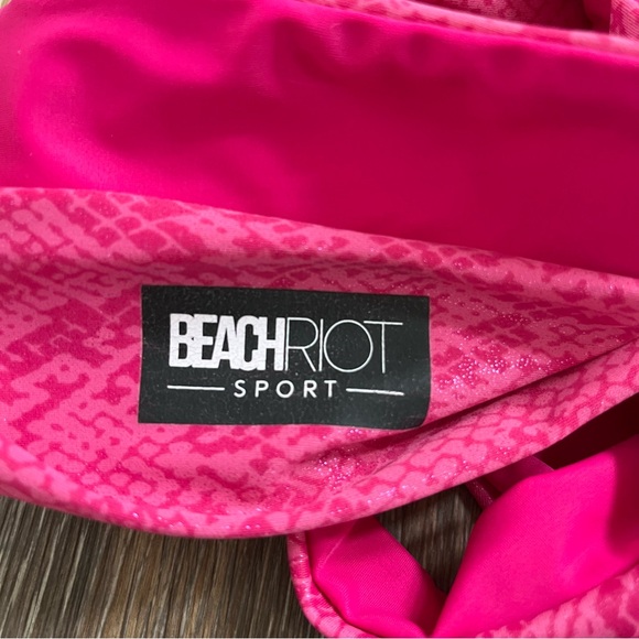 Beach Riot sport hot pink shimmer snake print sports bra - Picture 4 of 5